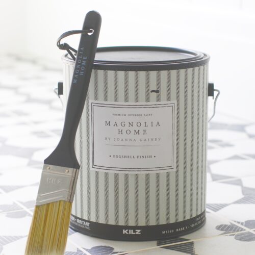 LAUNDRY ROOM MAKEOVER WITH MAGNOLIA HOME BY JOANNA GAINES®PAINT CRAFTED BY KILZ®